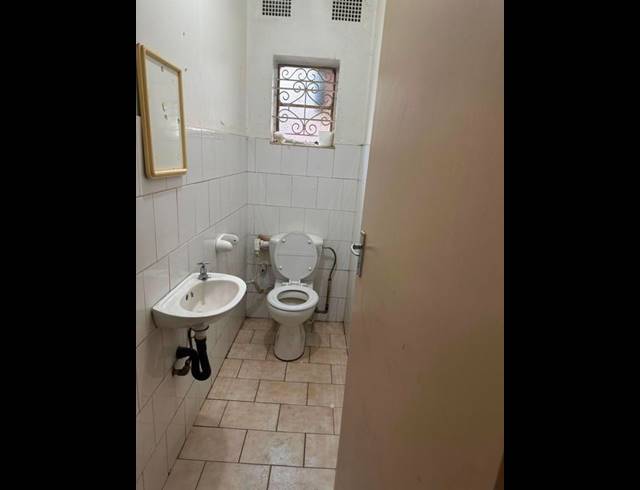 10 BEDROOM HOUSE FOR SALE IN SPRINGS CENTRAL